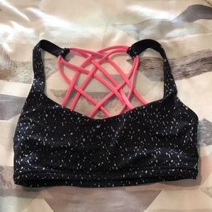 Lululemon sports bra